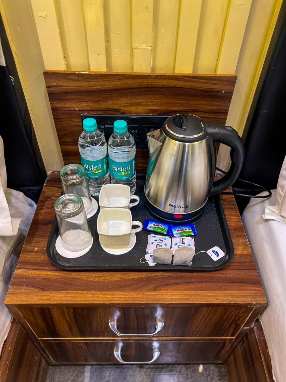 Gsm Hotel Vrindāvan Extérieur photo